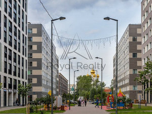 4-комнатная квартира: Санкт-Петербург, Кременчугская улица, 19к3 (116 м²)
