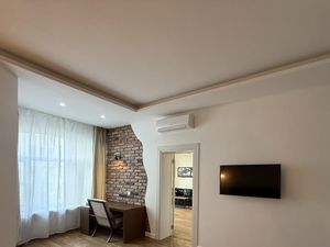 1-к кв. Санкт-Петербург Казанская ул., 42 (62.3 м²)