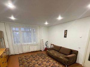 2-к кв. Свердловская область, Екатеринбург проезд Решетникова, 3 (42.4 м²)