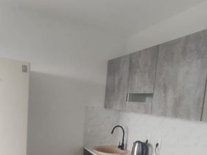Студия Свердловская область, Екатеринбург ул. Латвийская, 58/4 (20.0 м²)
