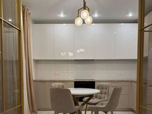 2-к кв. Москва Новочеремушкинская ул., 27 (70.0 м²)