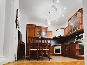 4-к кв. Москва пер. Пушкарев, 8 (100.0 м²)