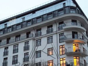 2-к кв. Санкт-Петербург ул. Малая Зеленина, 1/22 (80.0 м²)