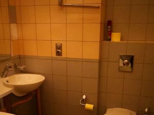 2-к кв. Москва ул. Сайкина, 13 (80.0 м²)