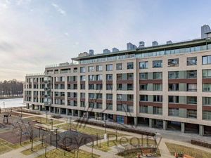 3-к кв. Санкт-Петербург Приморский просп., 46 (90.0 м²)