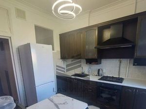 3-к кв. Москва 3-я Фрунзенская ул., 7 (81.0 м²)