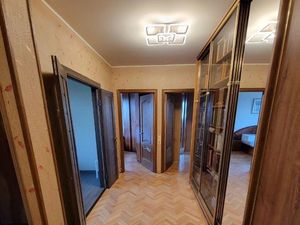 Трешка около метро Ясенево