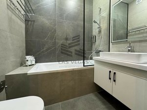 3-комнатная квартира: Казань, улица Оренбургский Тракт, 24Б (70 м²)