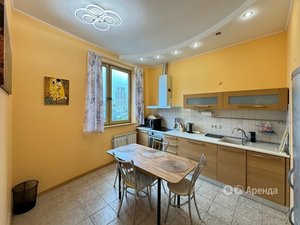 2-комнатная квартира: Москва, улица Академика Анохина, 2к2 (72 м²)