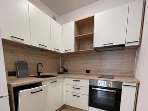 1к квартира Уральская