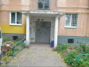 2-комнатная квартира: Екатеринбург, переулок Сапёров, 1 (46 м²)