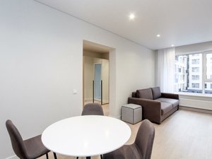 4-комнатная квартира: Екатеринбург, улица Шаумяна, 20 (82 м²)