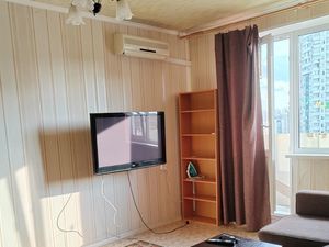 1 комнатная квартира около метро Братиславская