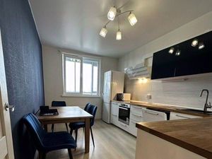 3-к кв. Санкт-Петербург Парашютная ул., 38к2 (75.0 м²)