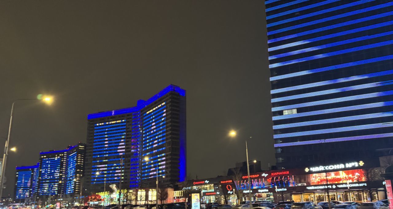 Снять 4х-комнатную квартиру на Новинский бульвар, 10С1, метро Баррикадная, г. Москва