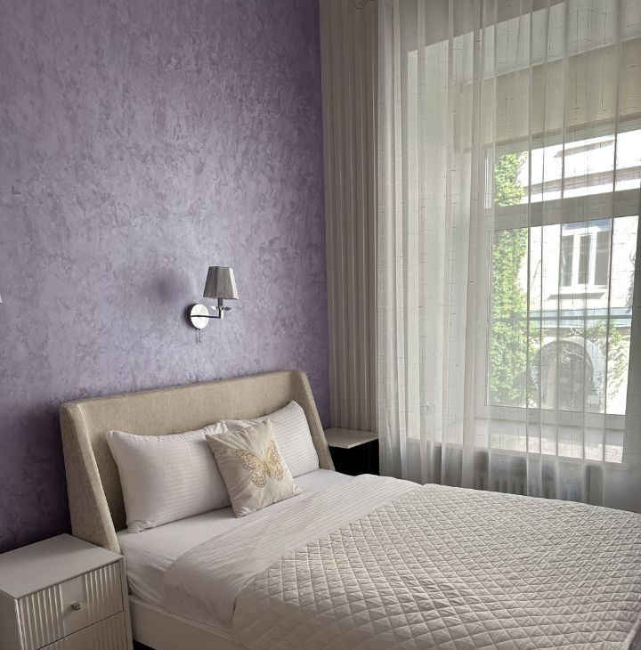 Сдаю четырехкомнатную квартиру на Садовая-Каретная улица, 20С1, метро Пушкинская, г. Москва