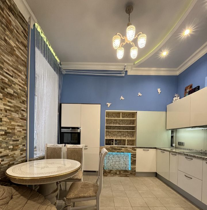 Аренда 2х-комнатной квартиры на Новинский бульвар, 16С2, метро Смоленская (Арбатско-Покровская линия), г. Москва