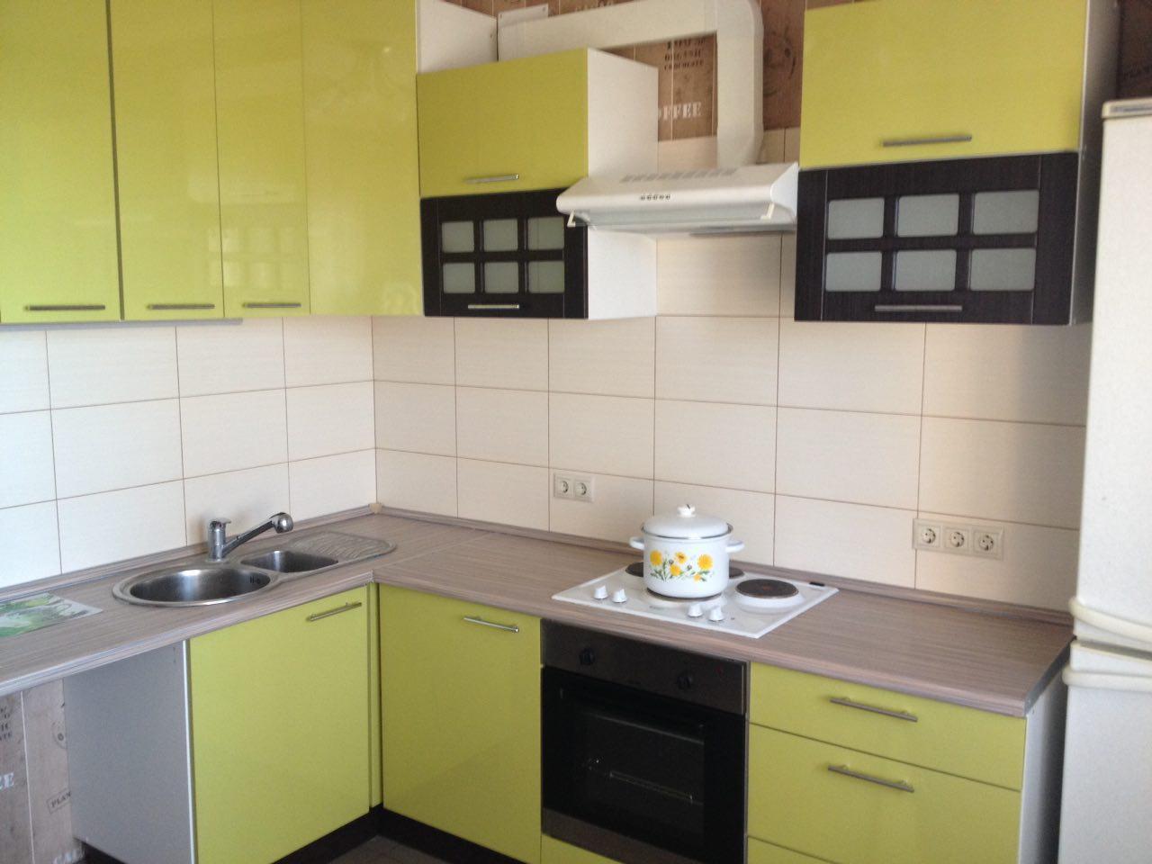 Аренда 1-комнатной квартиры на Московская обл, г Одинцово, г Звенигород, ул Спортивная, д 12, метро Крылатское, г. Москва