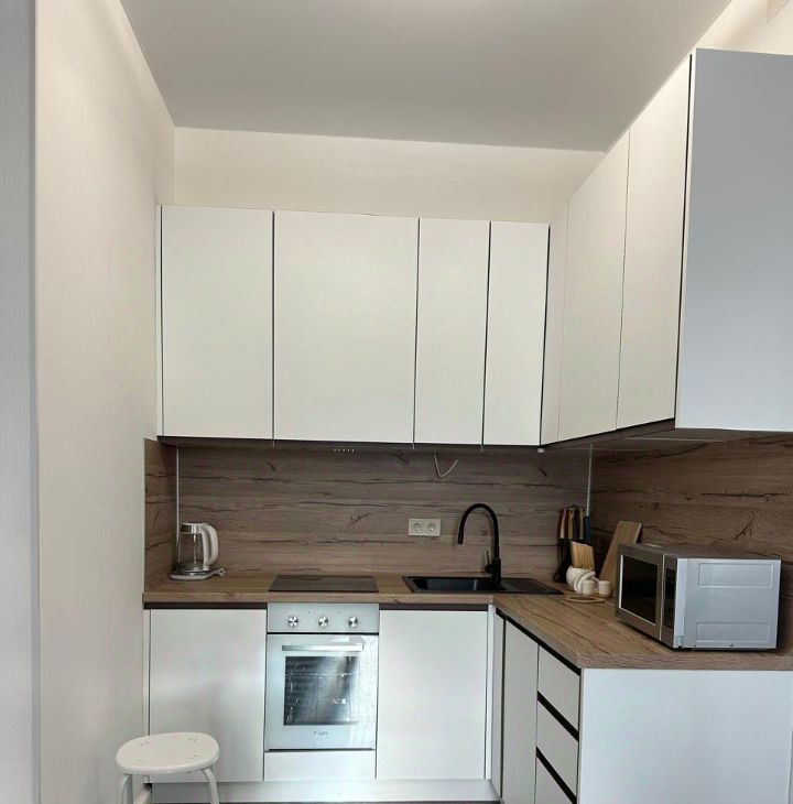 Сдается 2к квартира на Аминьевское шоссе, 4Дк2, метро Раменки, г. Москва